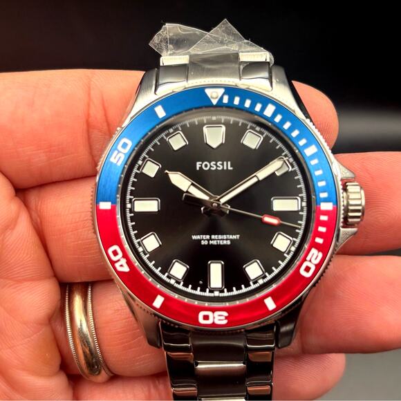 Fossil BQM2883 Mens Black Dial Pepsi Bezel Stainless Steel Diver Style Watch NIB - Picture 11 of 17